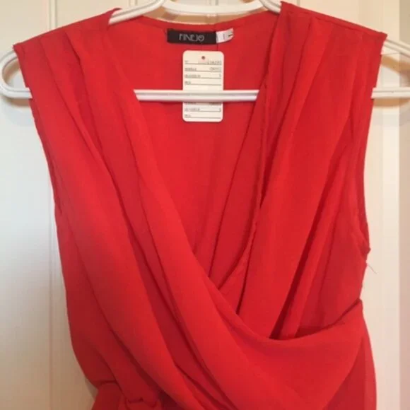 Flared draped tunic - Picture 3 of 5